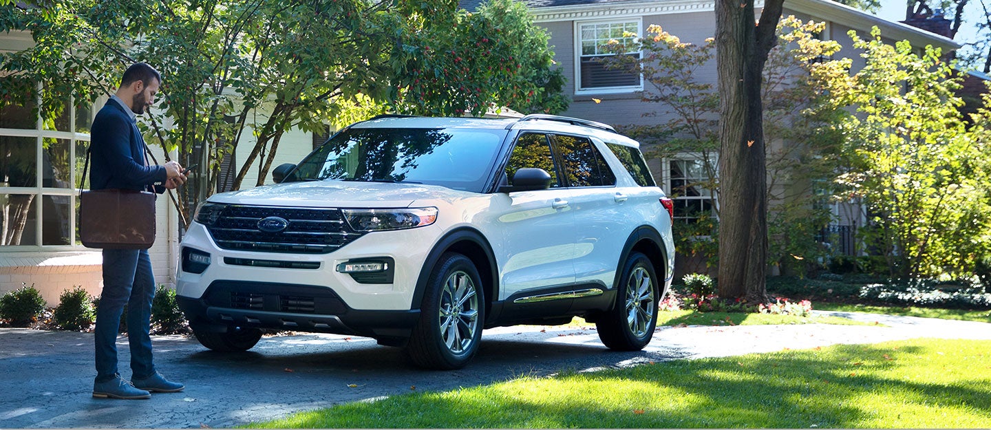 Hines Park Ford in New Hudson MI