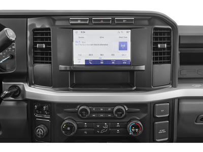 2027 Ford Super Duty F-350 SRW XLT
