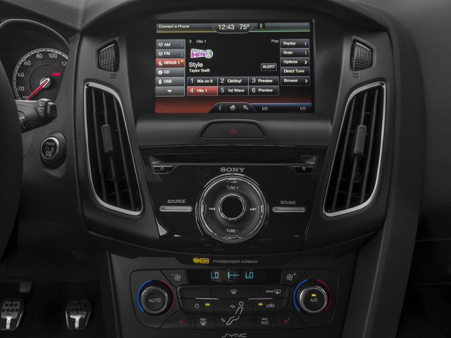 2017 Ford Focus ST 4dr Hatchback