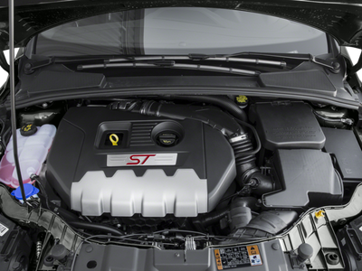 2017 Ford Focus ST 4dr Hatchback