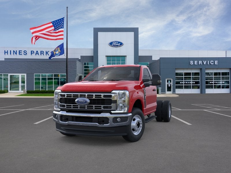 2026 Ford Super Duty F-350 DRW 4WD REG