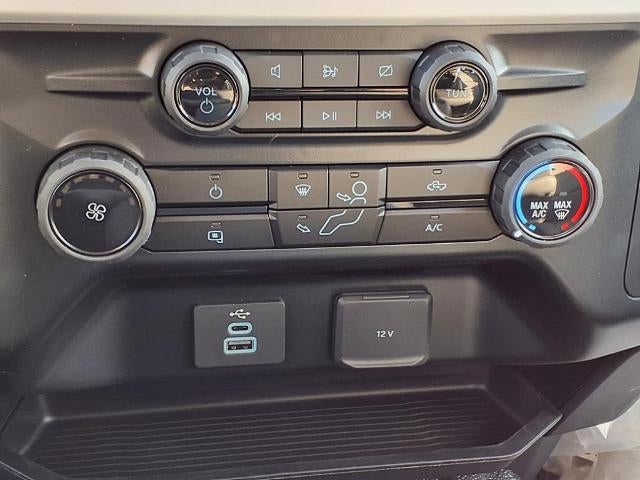 2024 Ford Chassis Cab F-450® XL