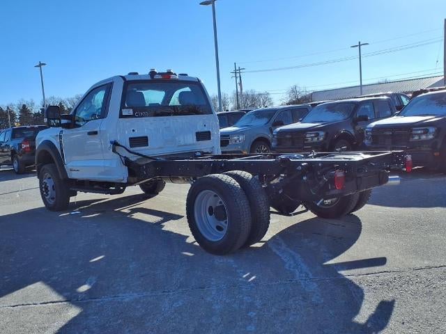 2024 Ford Chassis Cab F-450® XL