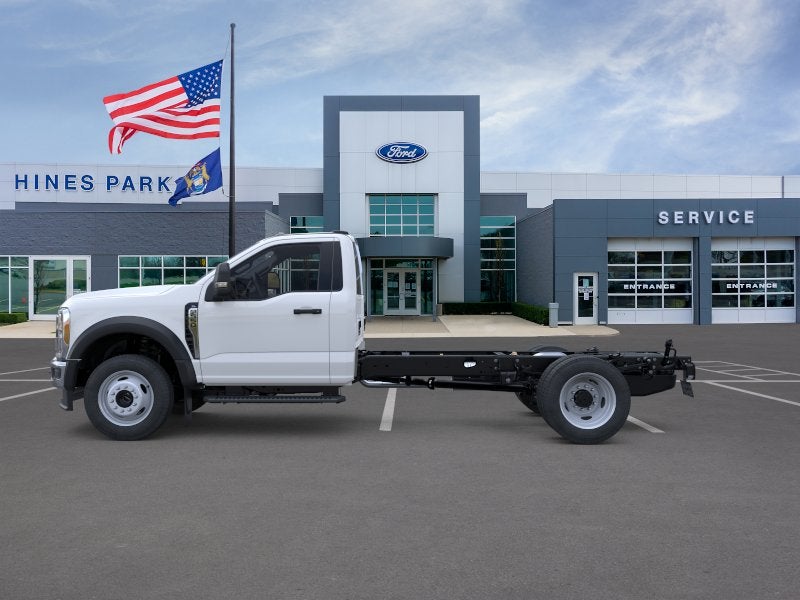 2026 Ford Super Duty F-550 DRW XL