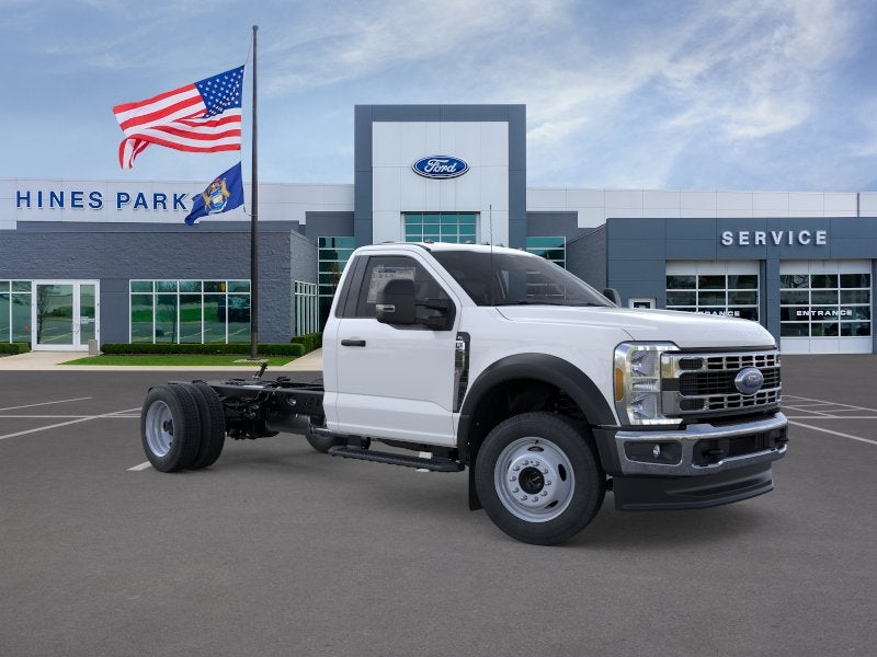 2026 Ford Super Duty F-550 DRW XL