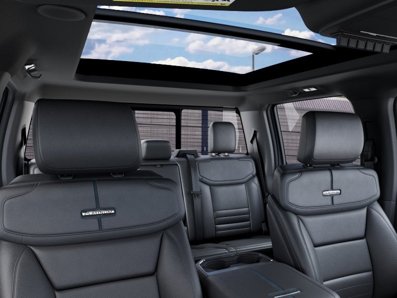 2027 Ford Super Duty F-250 SRW Platinum