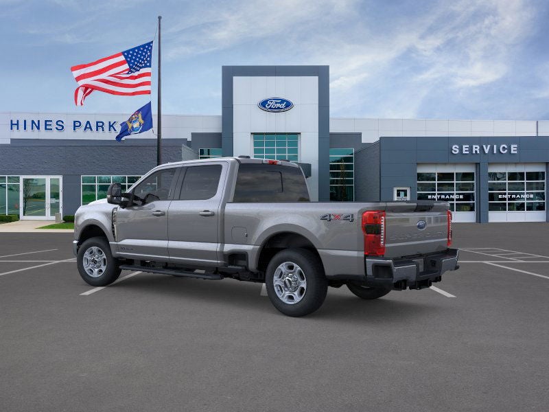 2026 Ford Super Duty F-350® XLT