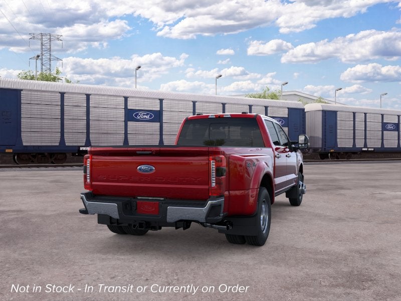 2026 Ford Super Duty F-350 DRW LARIAT