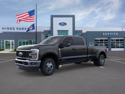2026 Ford Super Duty F-350 DRW LARIAT