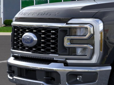 2026 Ford Super Duty F-350 DRW LARIAT