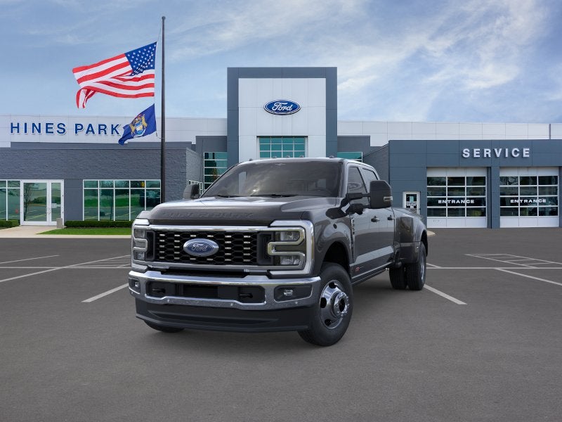 2026 Ford Super Duty F-350 DRW LARIAT