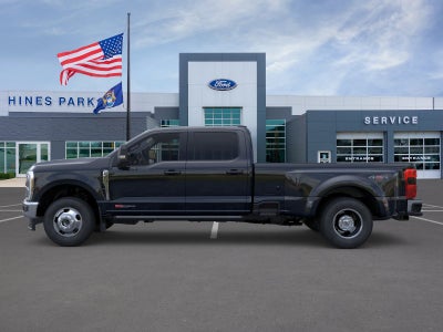 2026 Ford Super Duty F-350 DRW LARIAT
