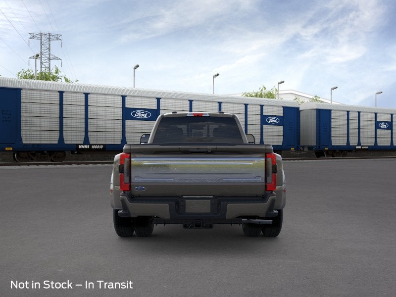 2026 Ford Super Duty F-350 DRW Platinum