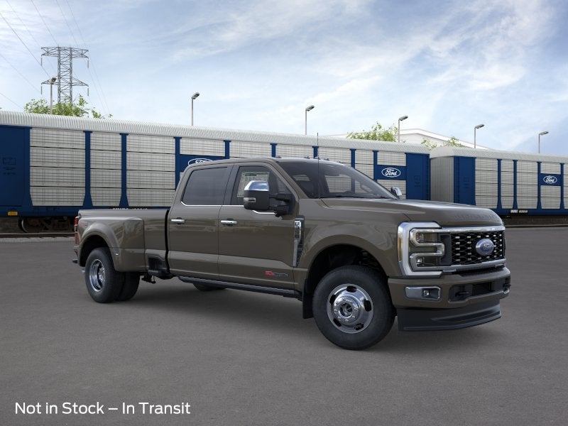 2026 Ford Super Duty F-350 DRW Platinum