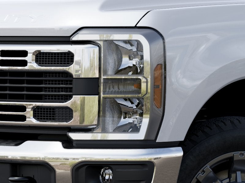 2027 Ford Super Duty F-350 SRW XLT