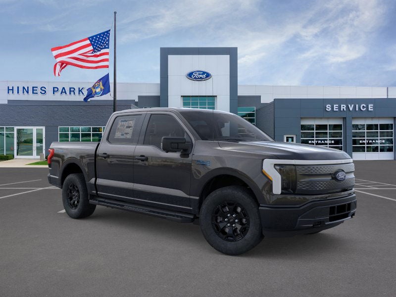 2025 Ford F-150 Lightning XLT