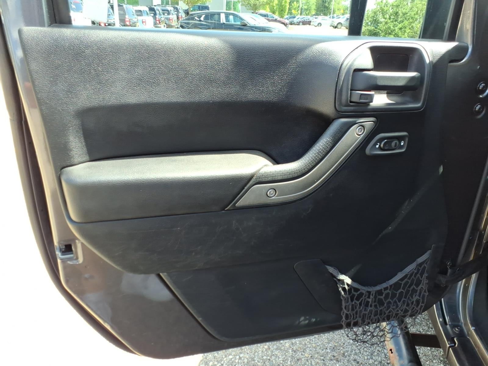 2016 Jeep Wrangler Unlimited 4x4 Sport 4dr SUV
