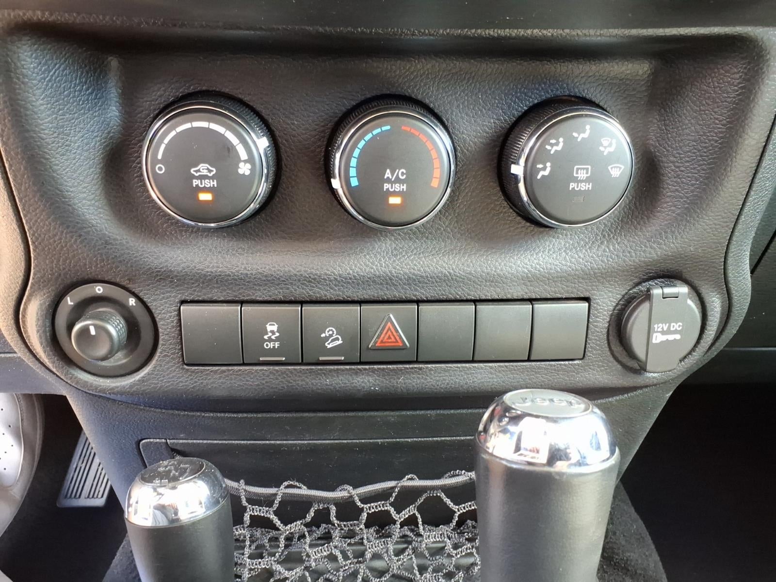 2016 Jeep Wrangler Unlimited 4x4 Sport 4dr SUV