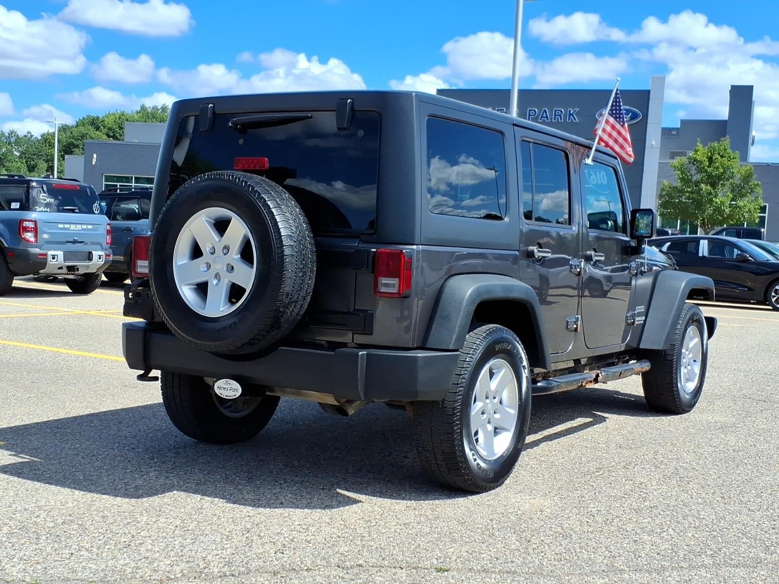 2016 Jeep Wrangler Unlimited 4x4 Sport 4dr SUV