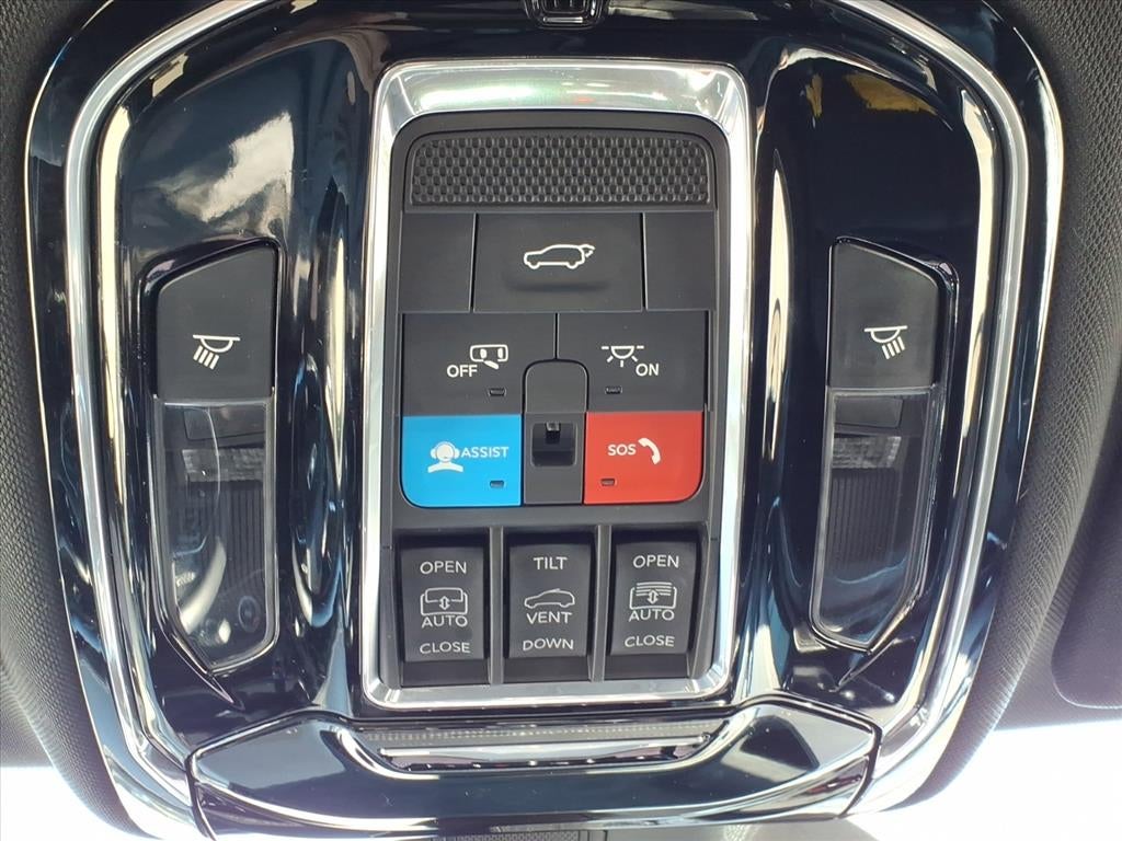 2022 Jeep Grand Cherokee Overland