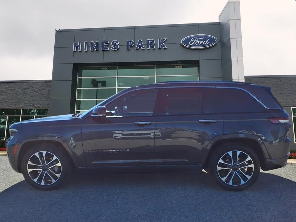 2022 Jeep Grand Cherokee Overland