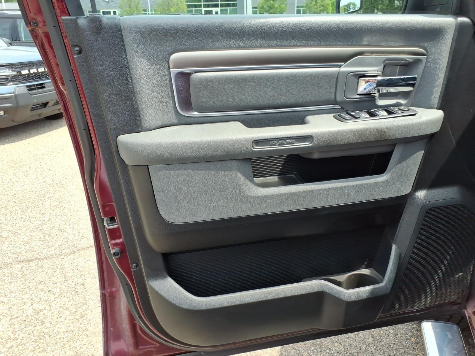 2018 RAM 1500 4x4 SLT 4dr Crew Cab 5.5 ft. SB Pickup