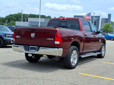 2018 RAM 1500 4x4 SLT 4dr Crew Cab 5.5 ft. SB Pickup