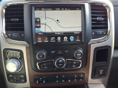 2016 RAM 1500 4x4 Laramie 4dr Crew Cab 5.5 ft. SB Pickup
