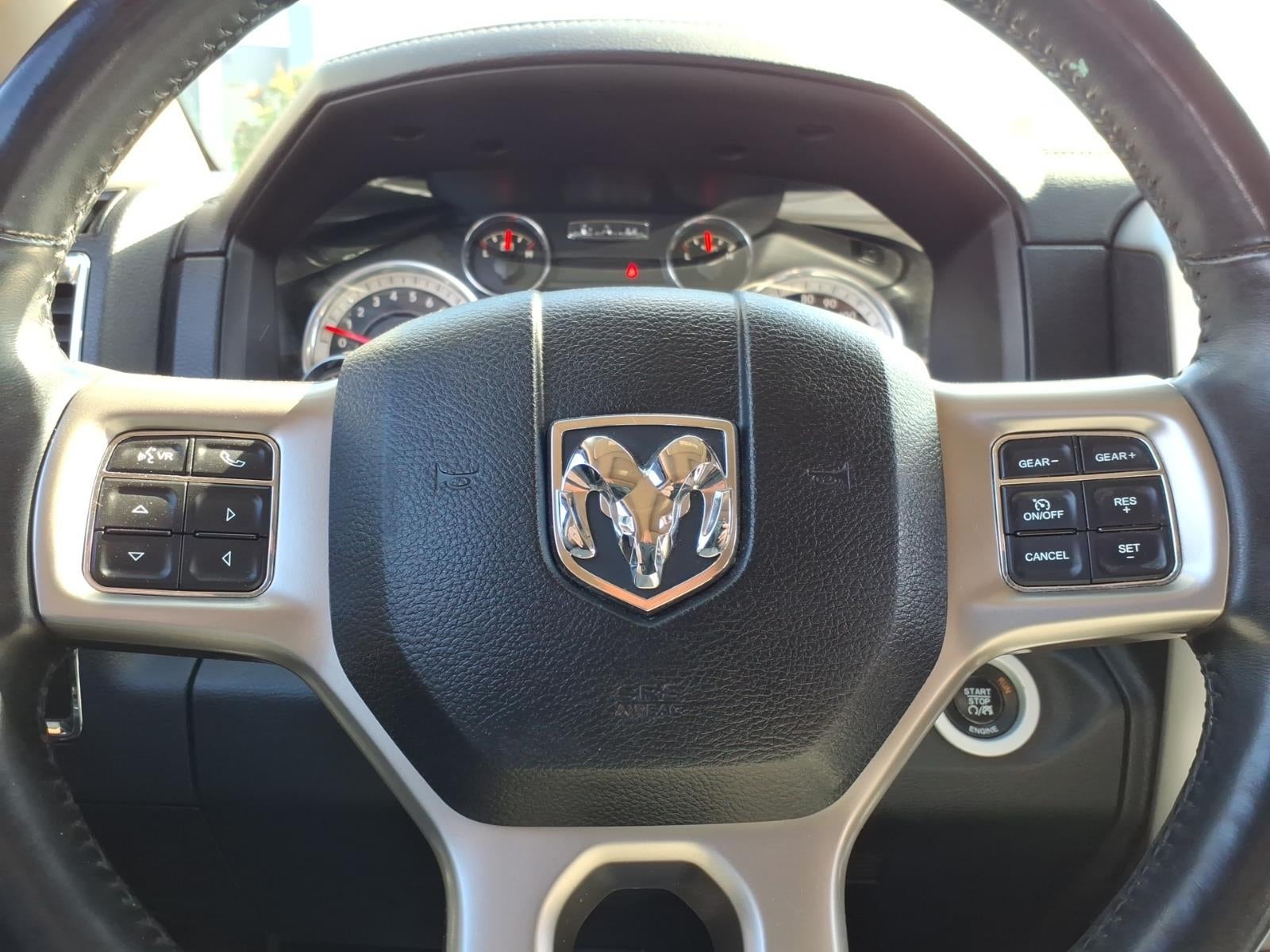 2016 RAM 1500 4x4 Laramie 4dr Crew Cab 5.5 ft. SB Pickup