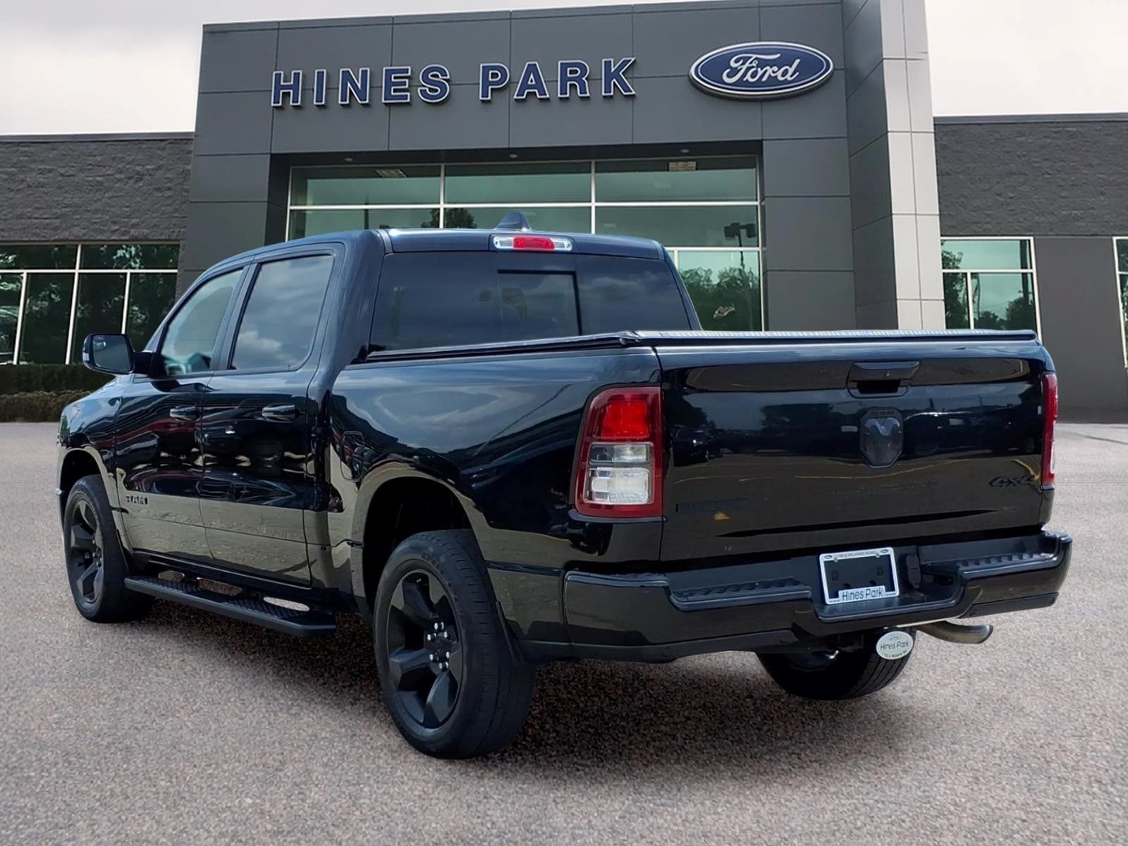 2019 RAM 1500 4x4 Big Horn 4dr Crew Cab 5.6 ft. SB Pickup