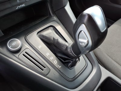 2015 Ford Focus SE 4dr Hatchback