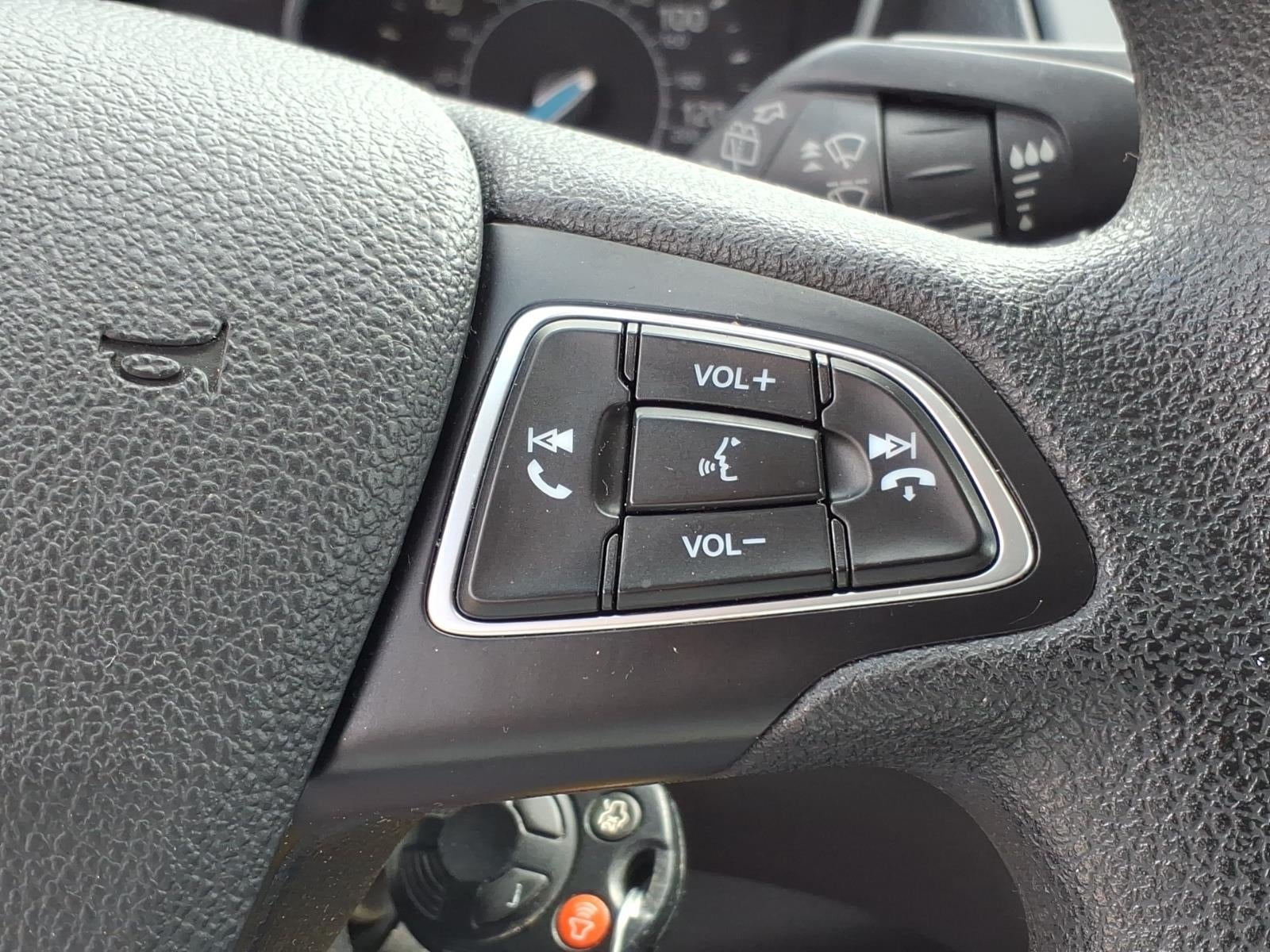 2015 Ford Focus SE 4dr Hatchback