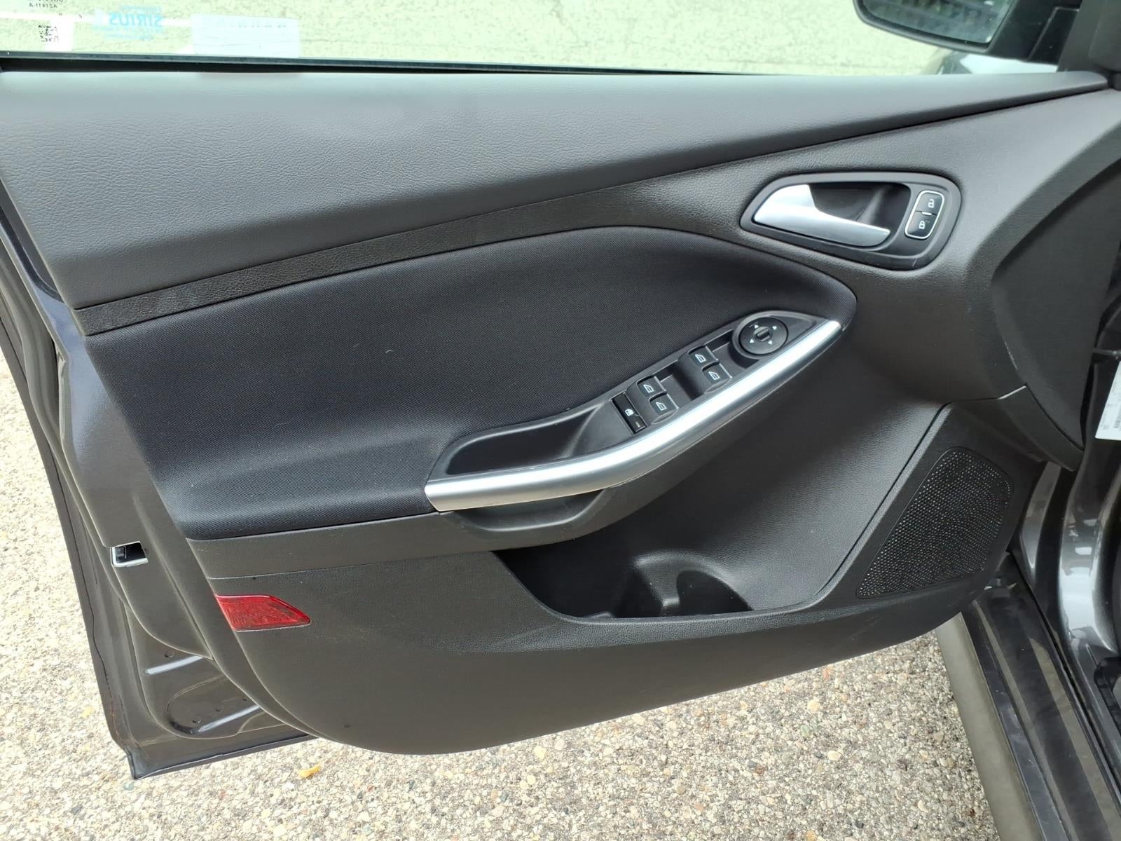 2016 Ford Focus ST 4dr Hatchback