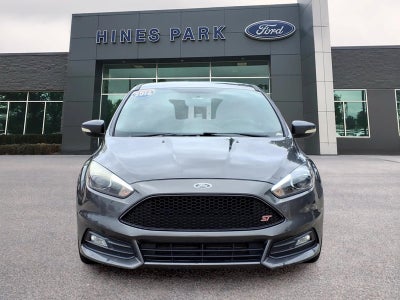 2016 Ford Focus ST 4dr Hatchback