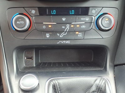 2016 Ford Focus ST 4dr Hatchback