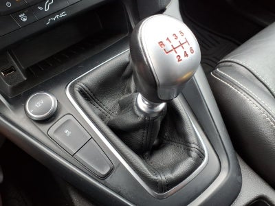 2016 Ford Focus ST 4dr Hatchback
