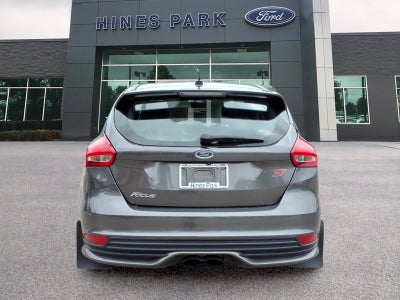 2016 Ford Focus ST 4dr Hatchback