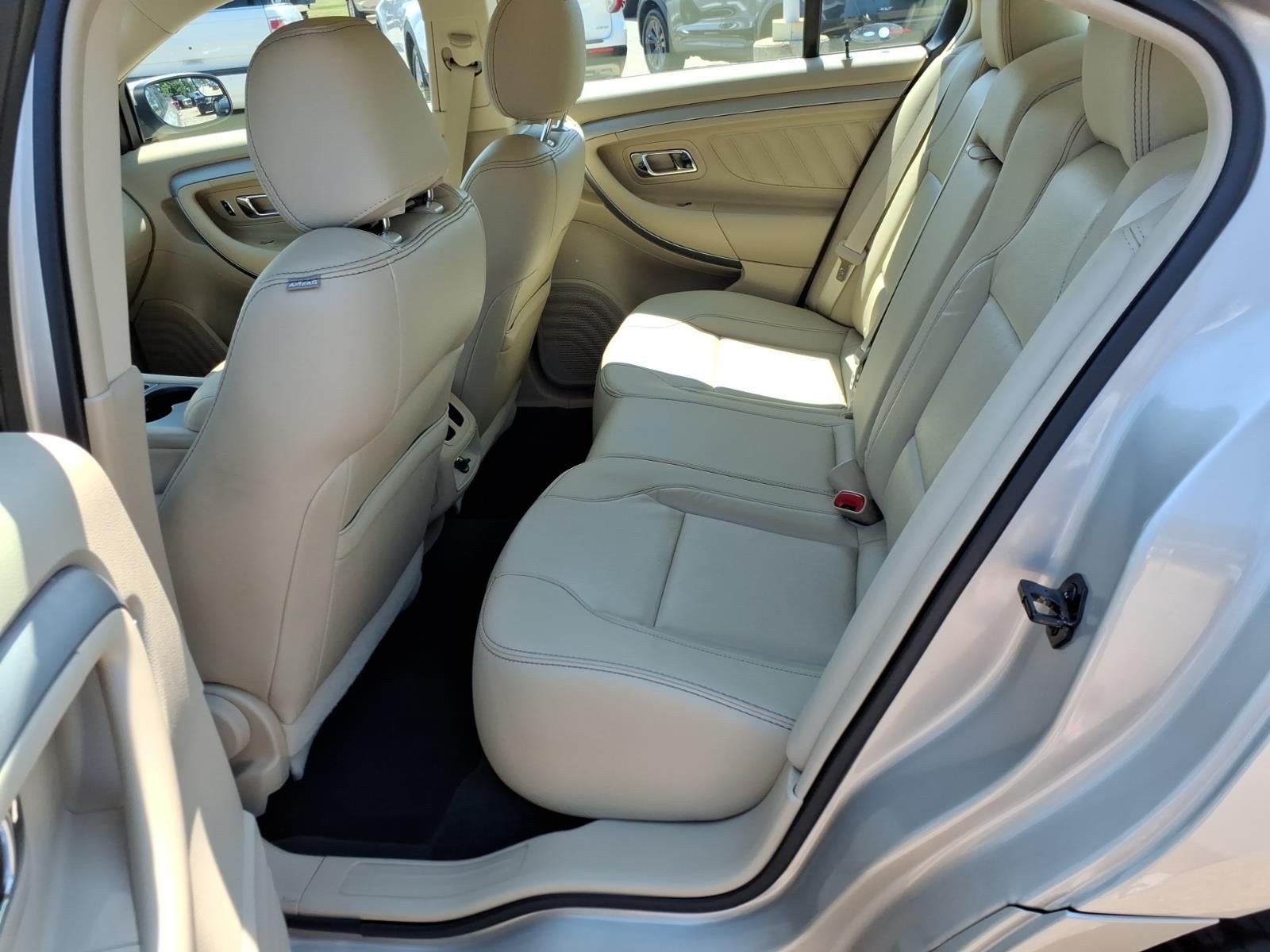 2018 Ford Taurus SEL