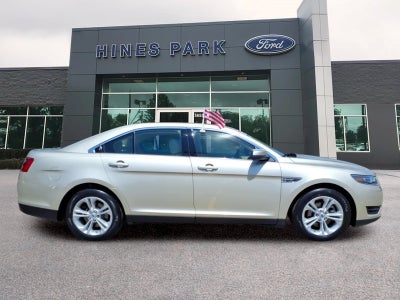 2018 Ford Taurus SEL