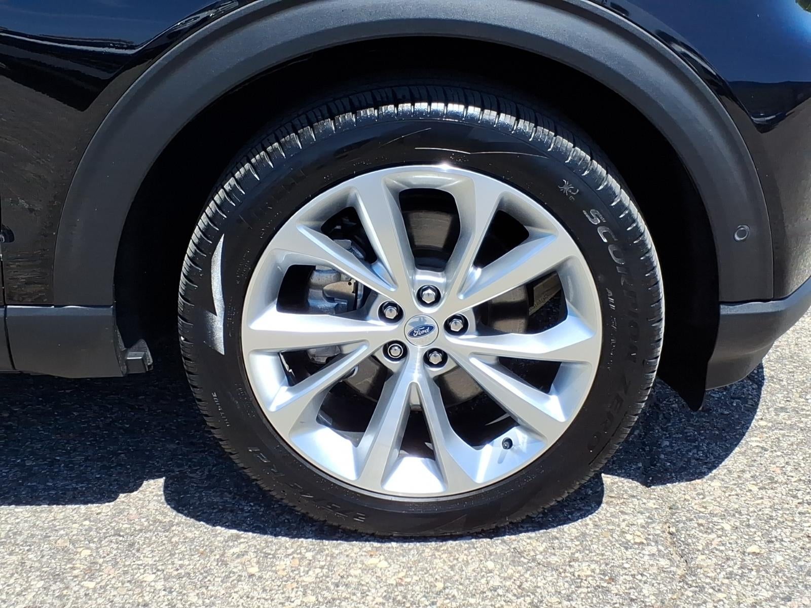 2023 Ford Explorer AWD Platinum 4dr SUV
