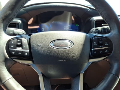 2023 Ford Explorer AWD Platinum 4dr SUV