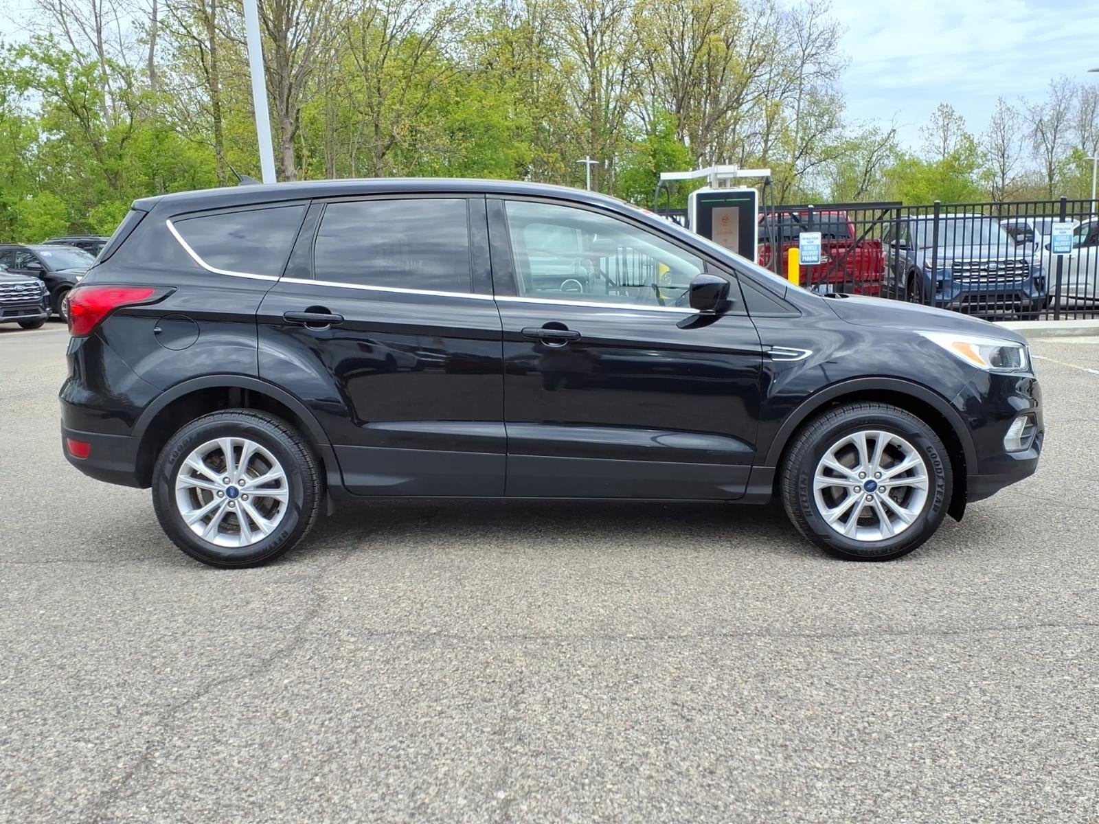 2019 Ford Escape SE 4dr SUV