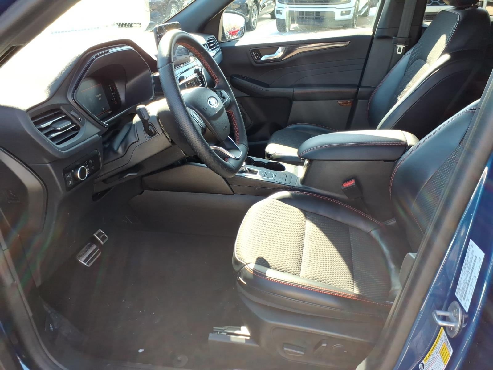 2023 Ford Escape Hybrid ST-Line