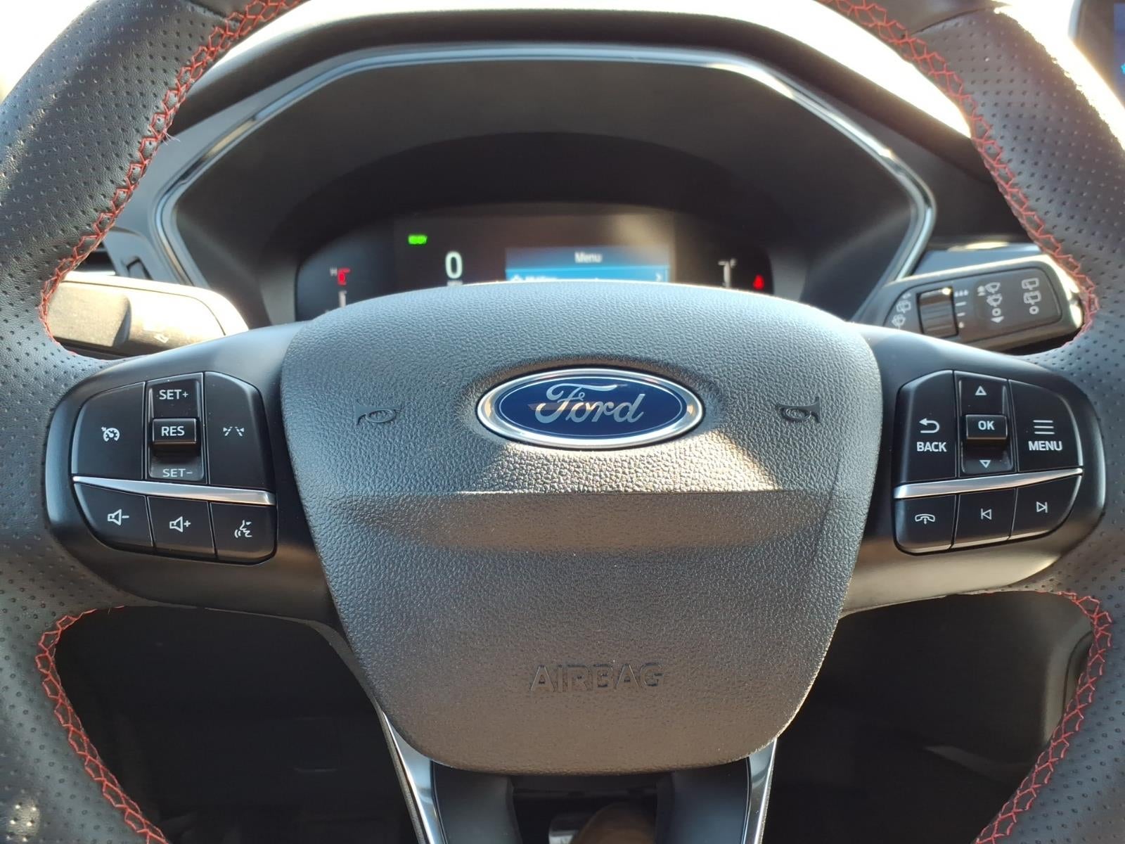 2023 Ford Escape Hybrid ST-Line