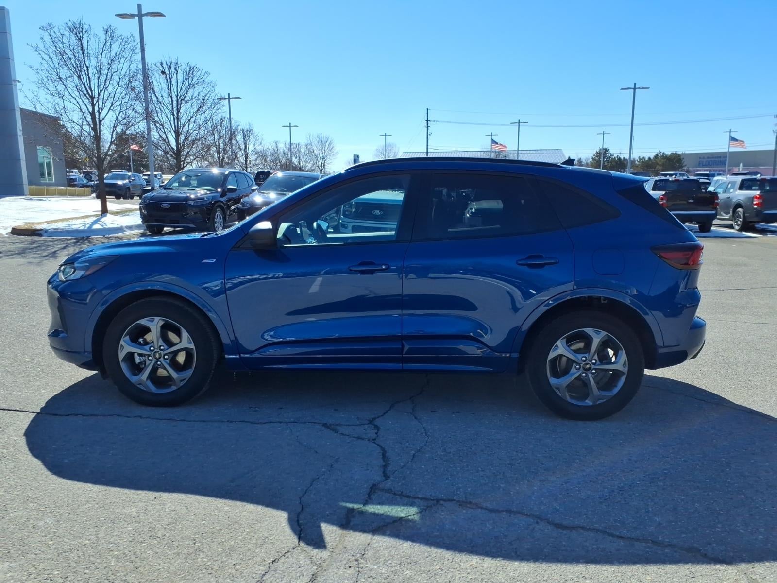 2023 Ford Escape Hybrid ST-Line