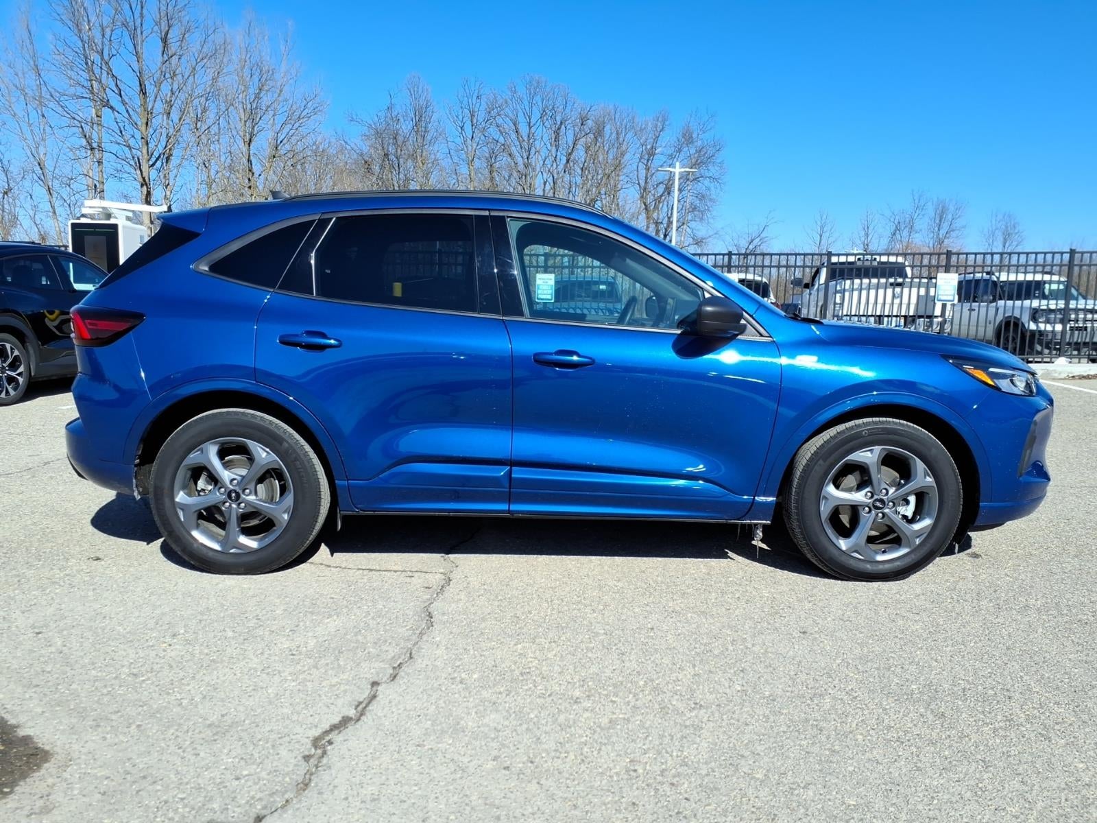 2023 Ford Escape Hybrid ST-Line
