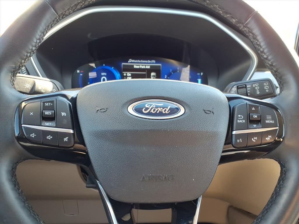 2022 Ford Escape SEL