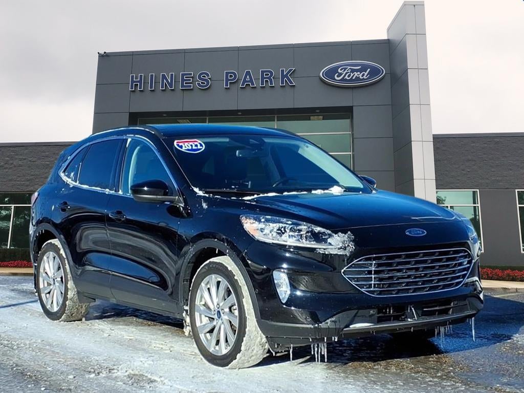2022 Ford Escape Titanium Elite