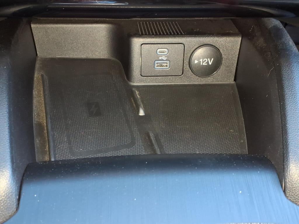 2022 Ford Escape Titanium Elite