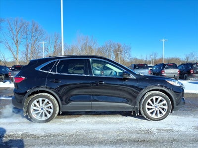 2022 Ford Escape Titanium Elite